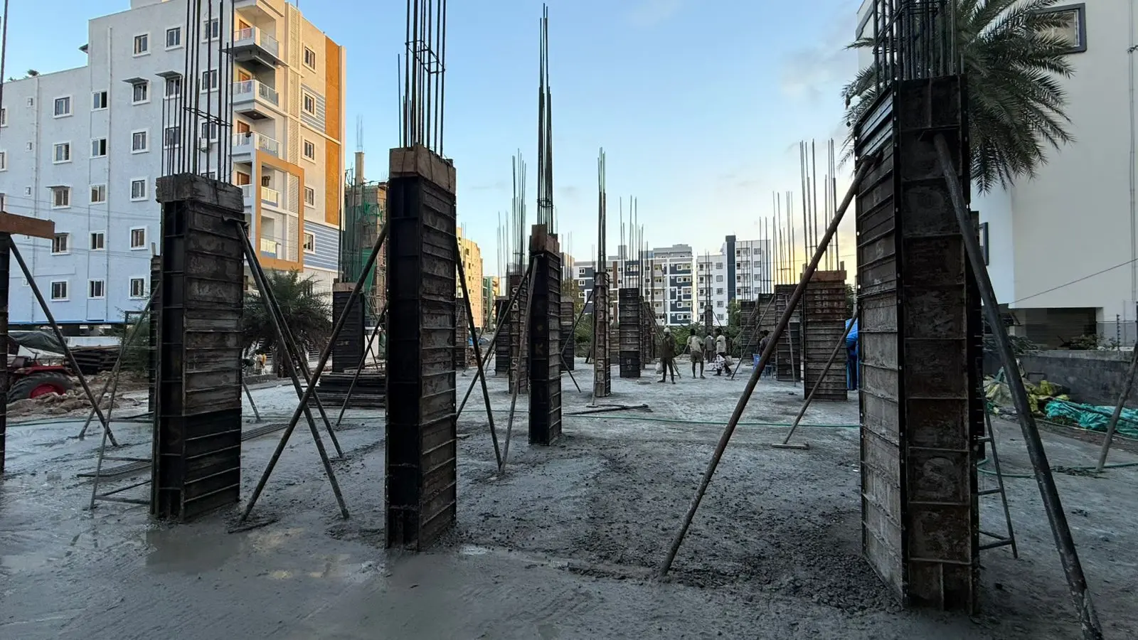 Columns rising